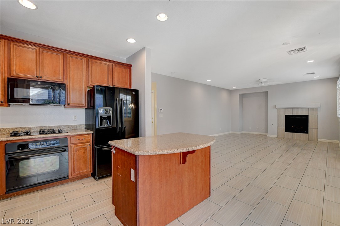 11832 Barcinas Lane Property Photo 15