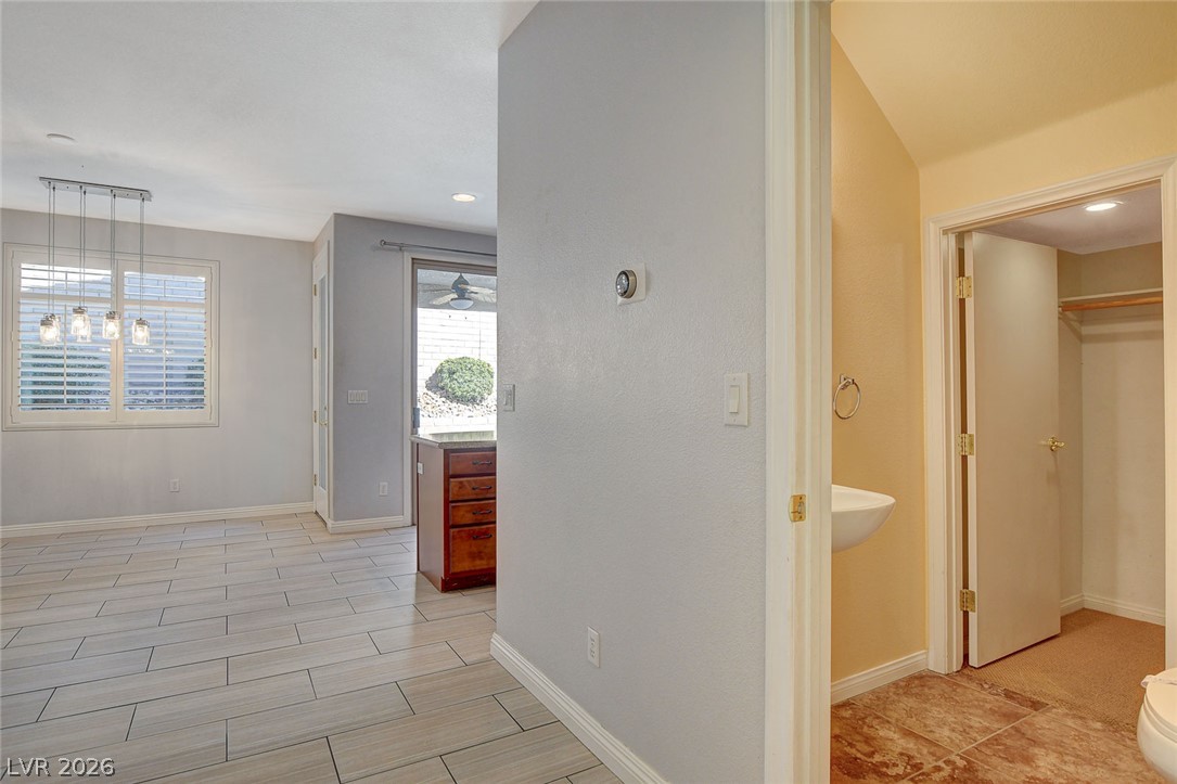 11832 Barcinas Lane Property Photo 18