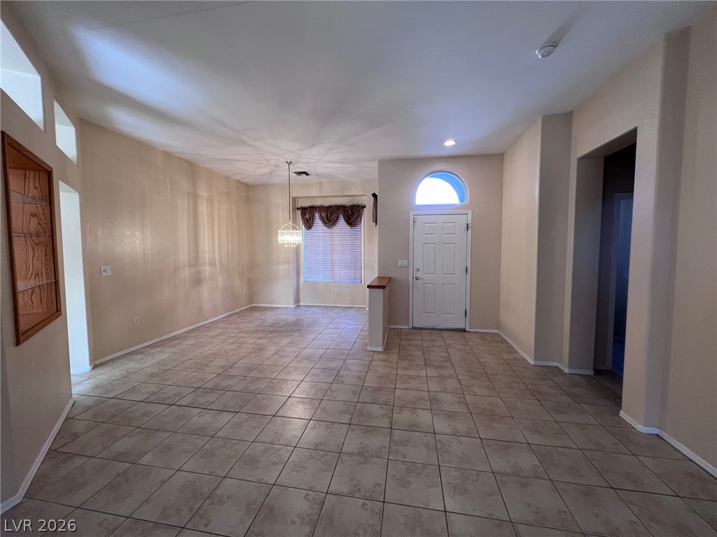 10401 Willamette Place Property Photo 3
