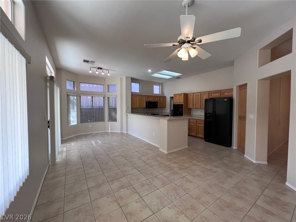 10401 Willamette Place Property Photo 7