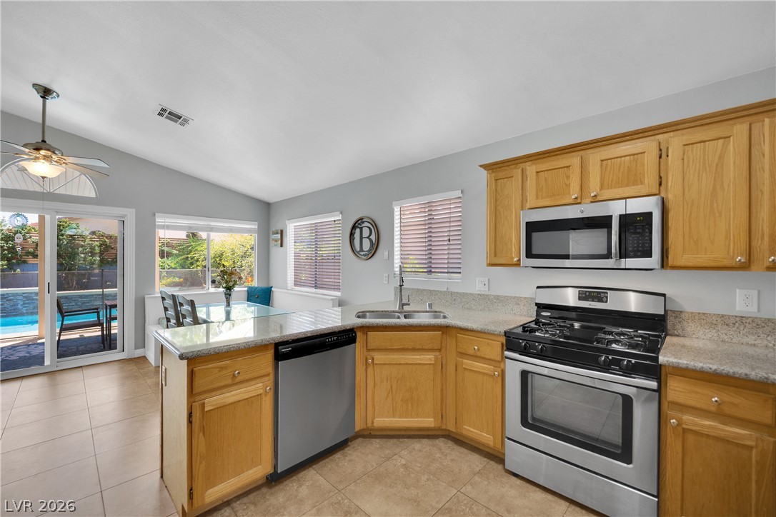 7133 Old Village Avenue Property Photo 16