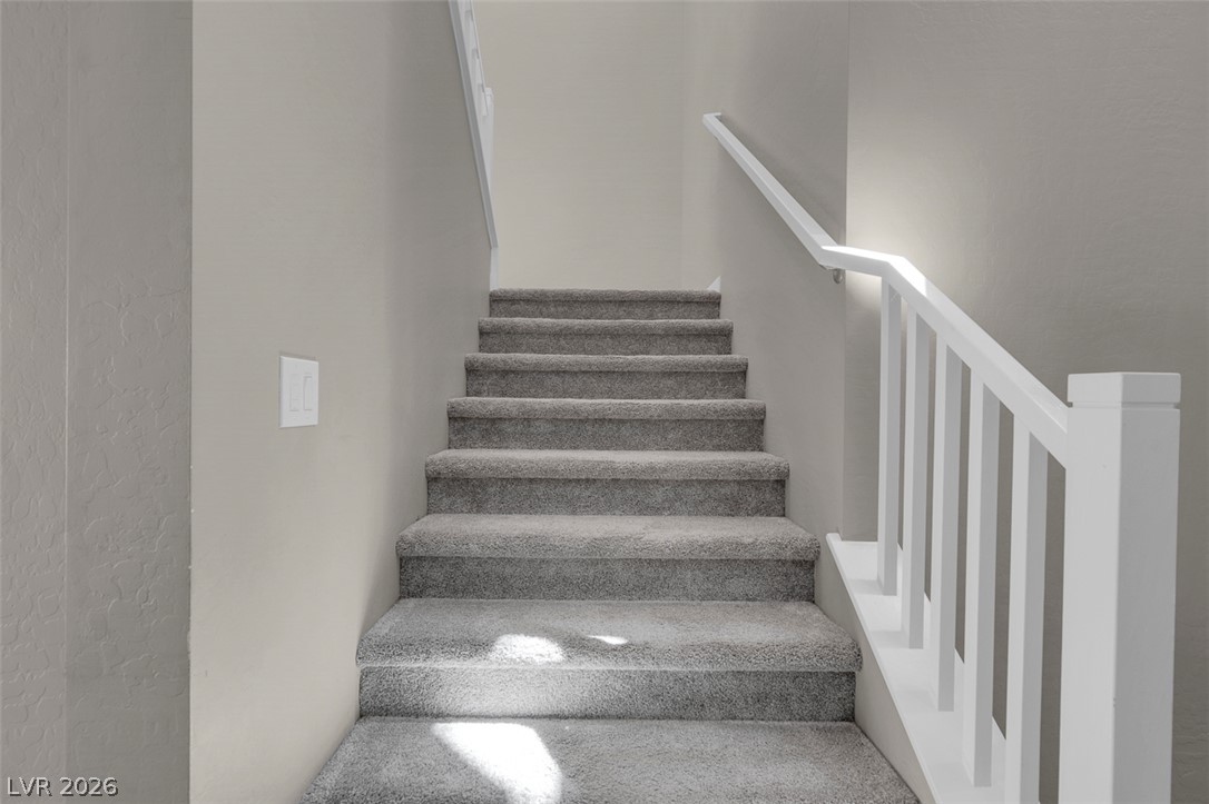 12440 Pine Bend Avenue Property Photo 32