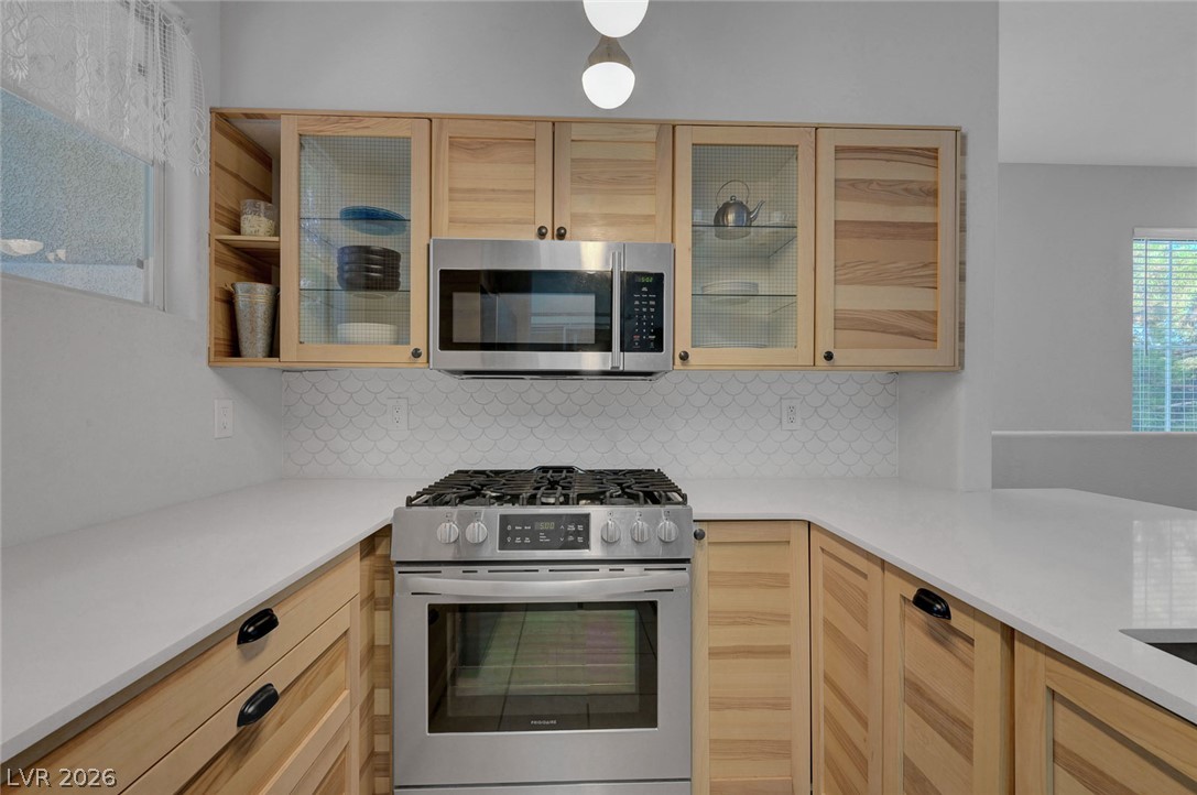 9050 West Warm Springs Road 2009 Property Photo 12