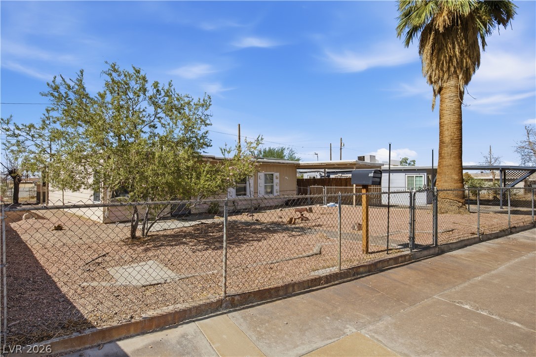142 Magnesium Street Property Photo 2