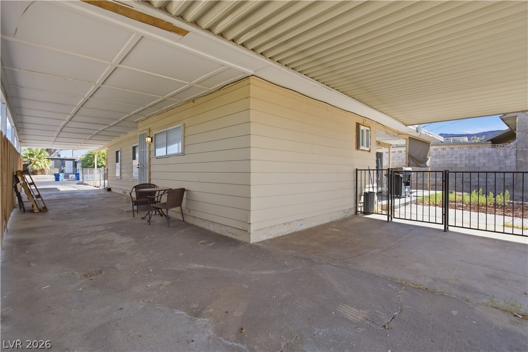 142 Magnesium Street Property Photo 4