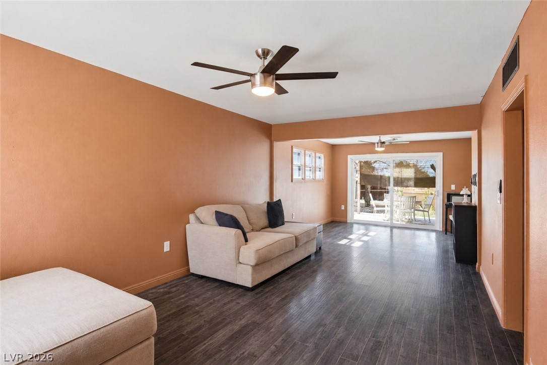 142 Magnesium Street Property Photo 5