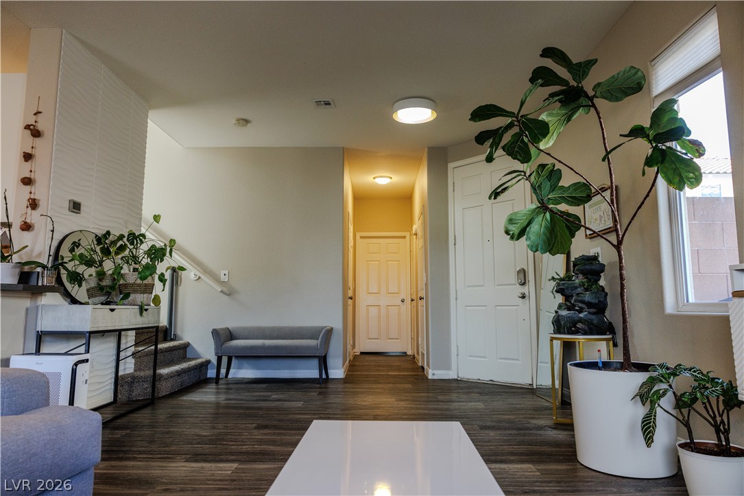 6204 Burrell Court Property Photo 8