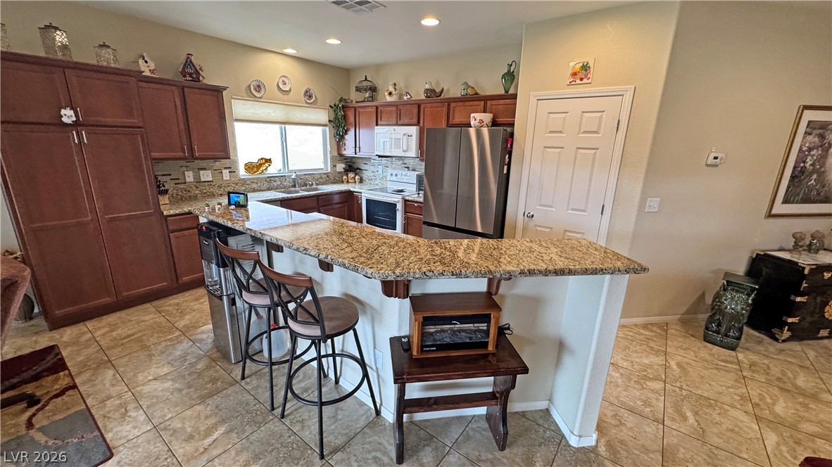 5086 East Monte Penne Way Property Photo 5