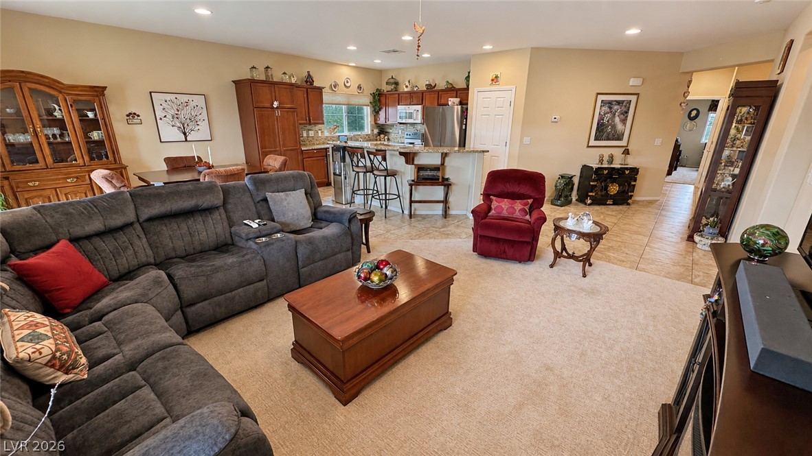 5086 East Monte Penne Way Property Photo 9
