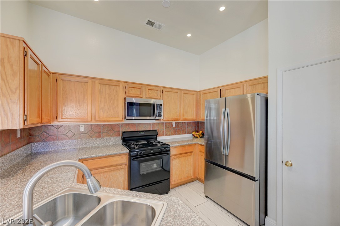 1818 Running Fawn Court Property Photo 11