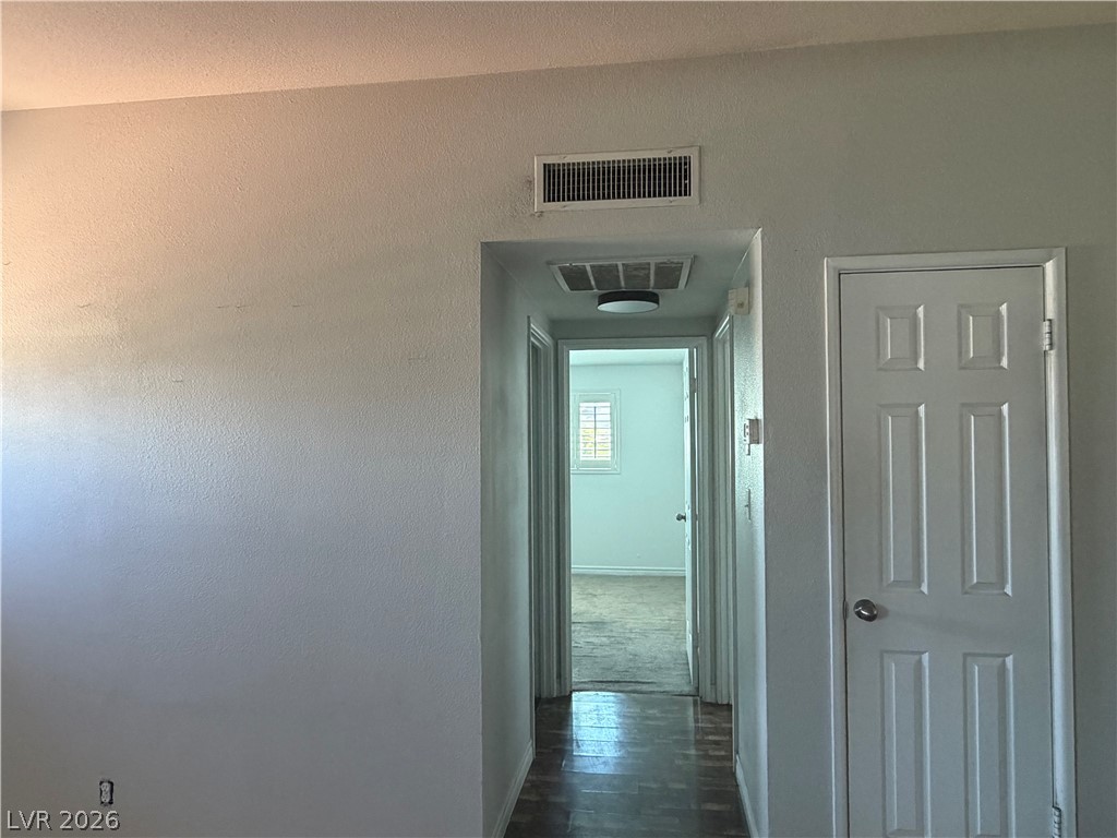 2837 La Canada Street Property Photo 9