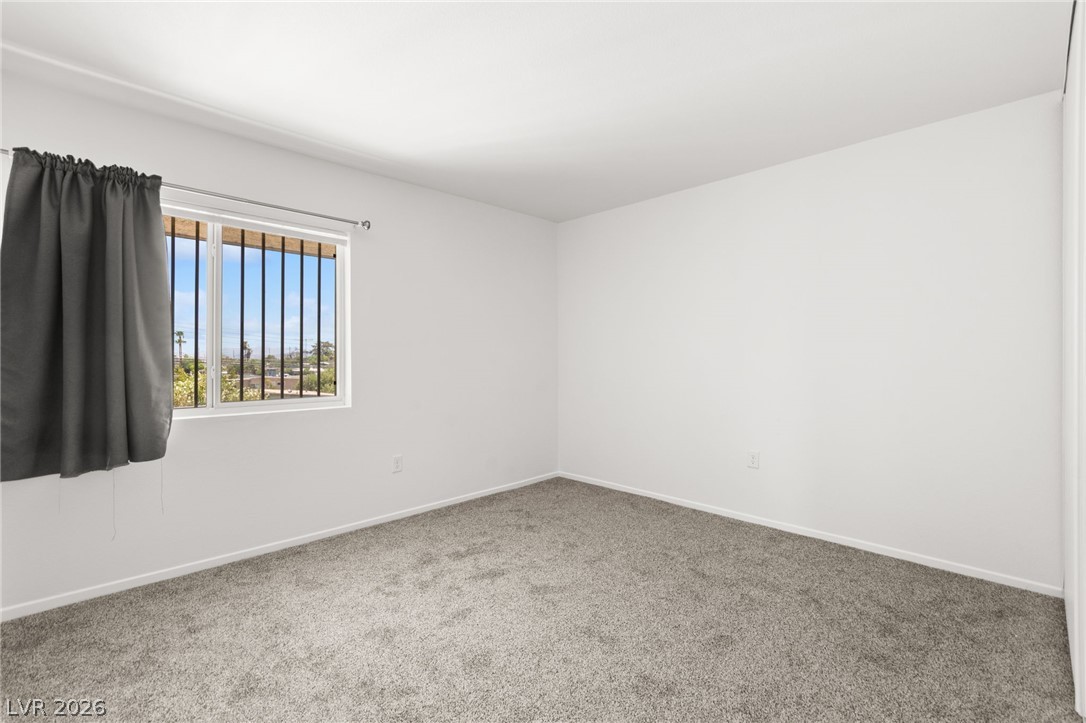 1405 Vegas Valley Drive 162 Property Photo 3