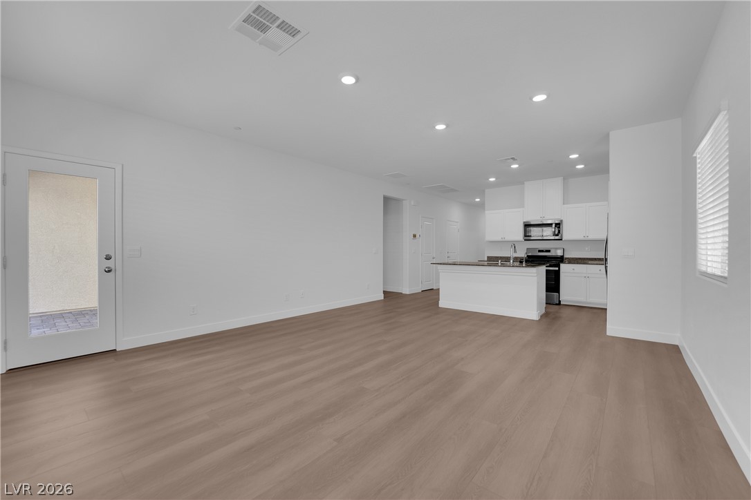 1181 Desert Lark Street Property Photo 6