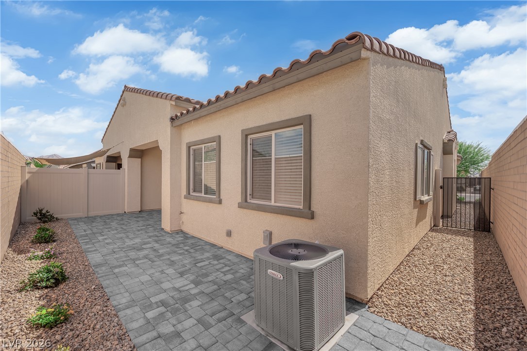 1181 Desert Lark Street Property Photo 24