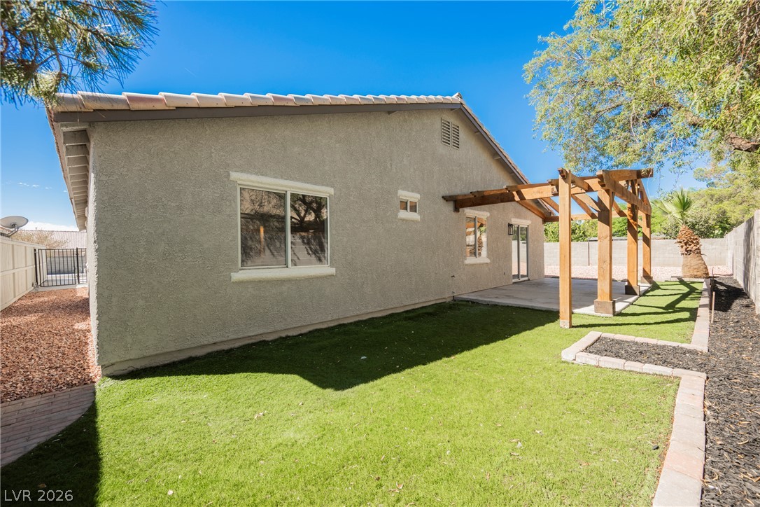 4022 Dripping Springs Avenue Property Photo 4