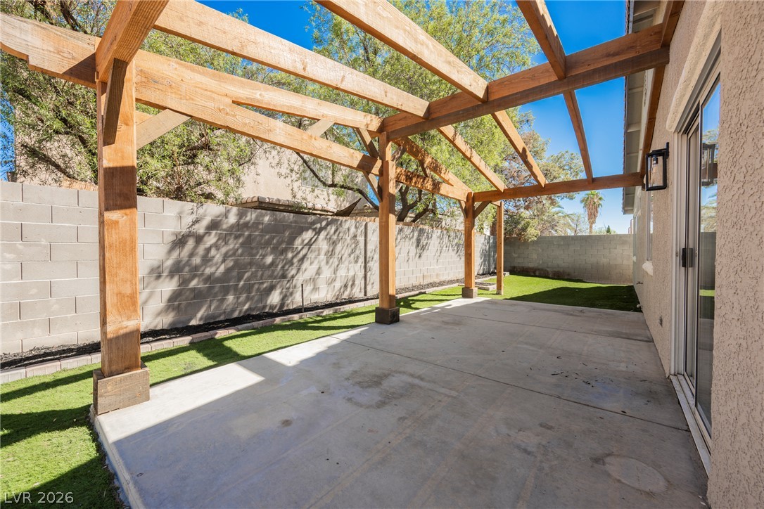 4022 Dripping Springs Avenue Property Photo 10