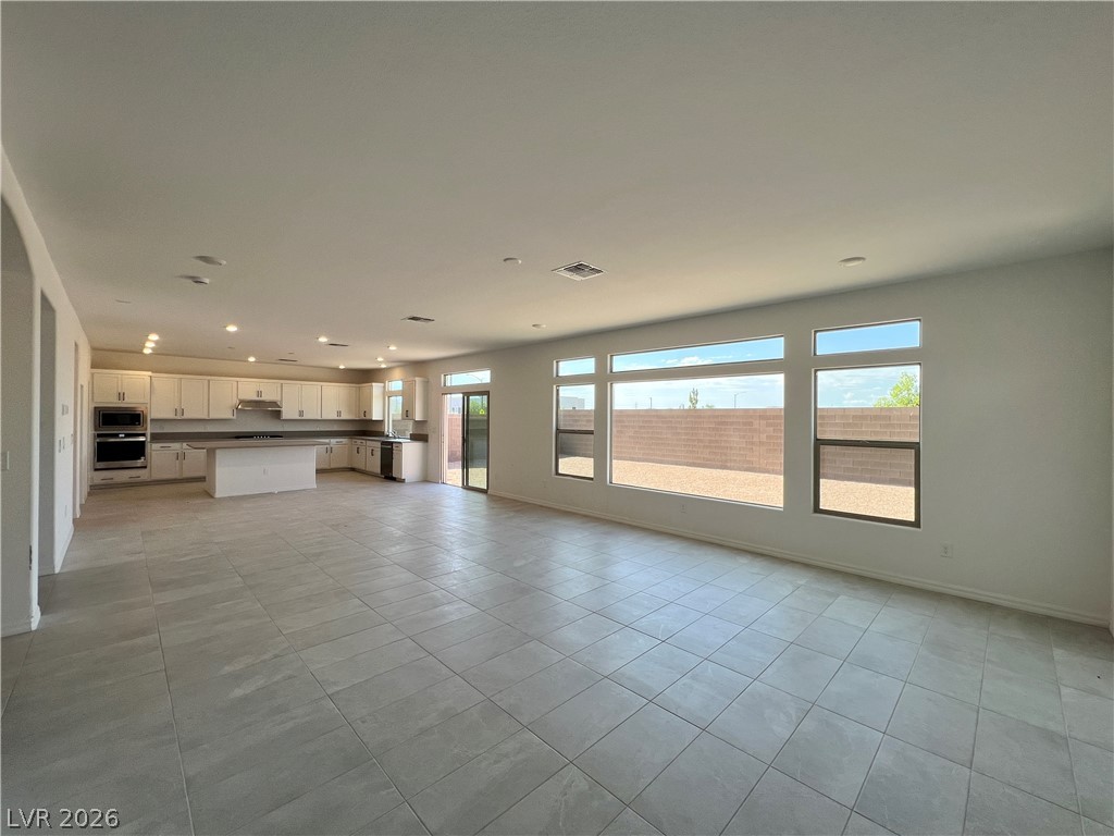 7129 Bold Rock Avenue Property Photo 6