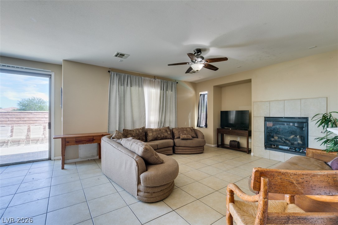 10078 Keifer Valley Street Property Photo 9