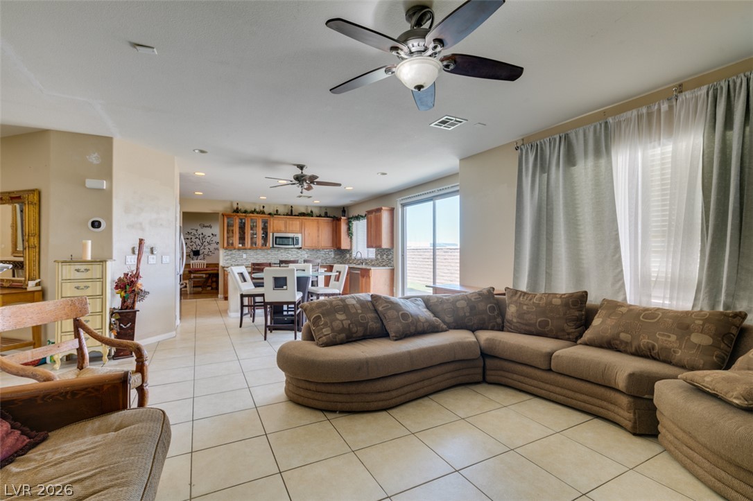 10078 Keifer Valley Street Property Photo 12