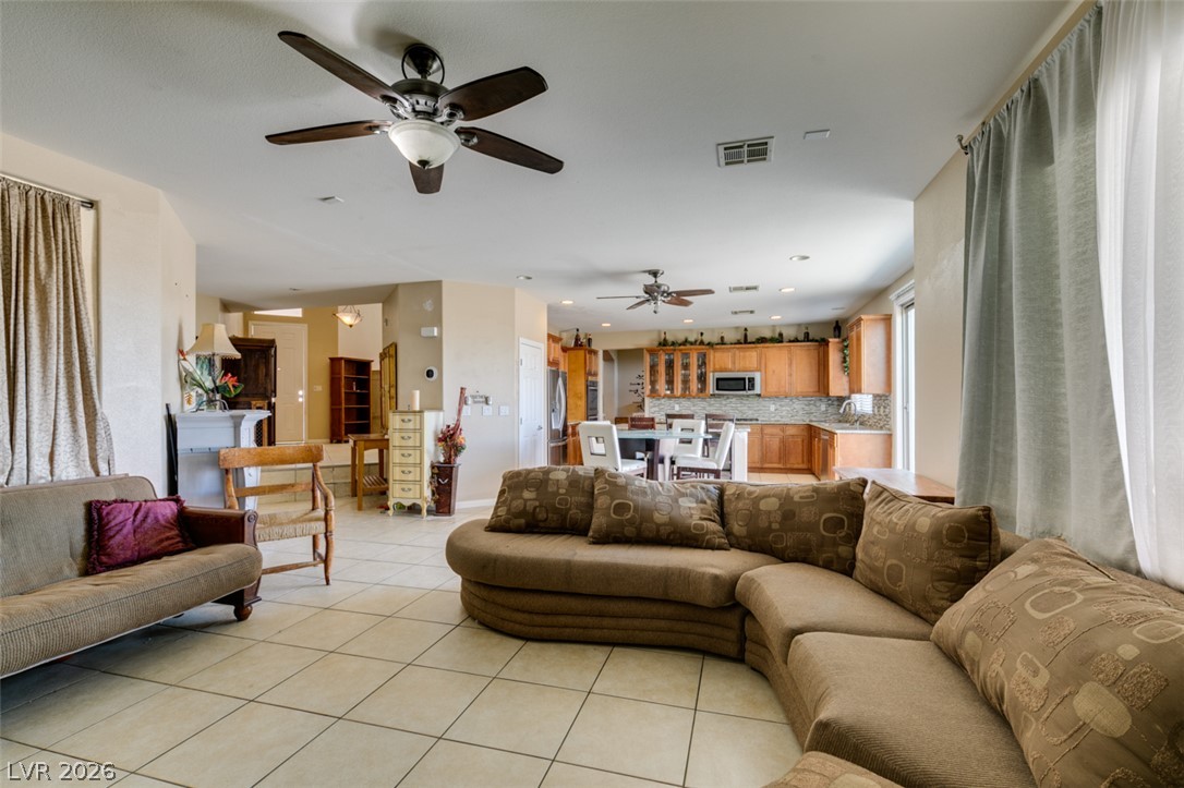 10078 Keifer Valley Street Property Photo 13