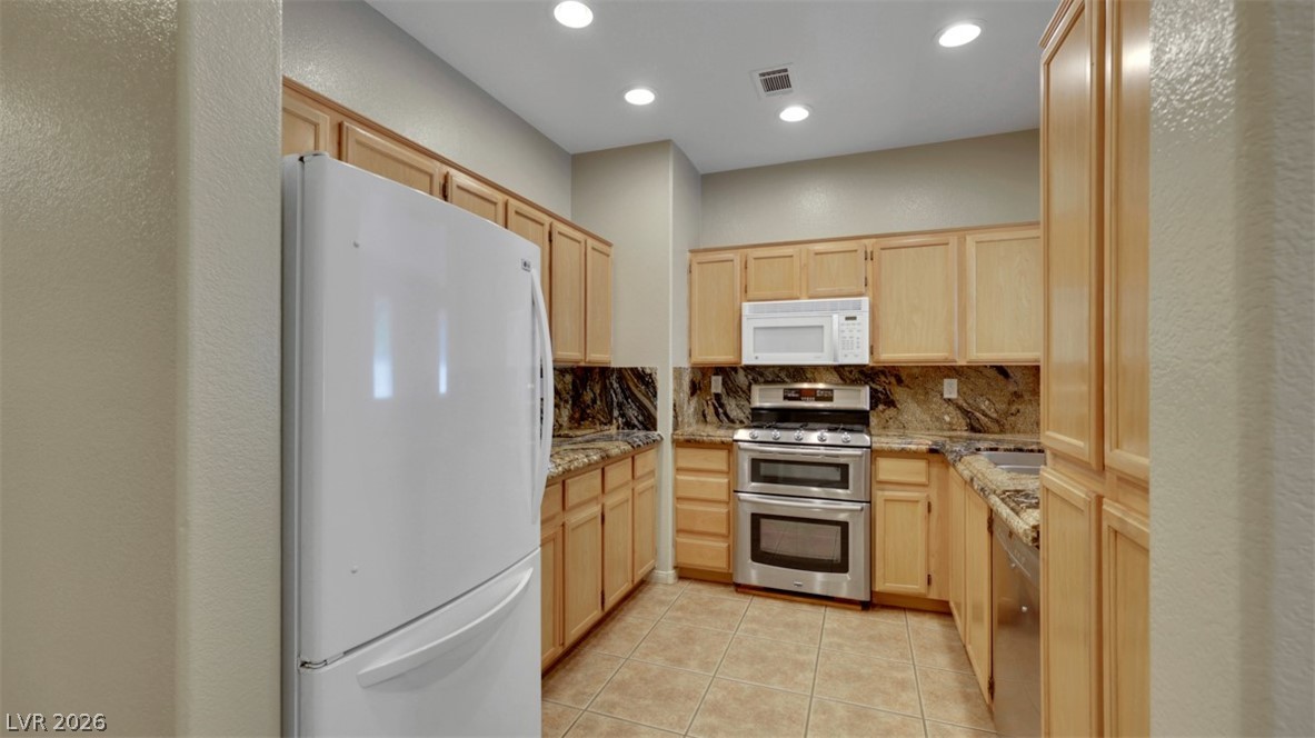 3925 Palm Beach Street 201 Property Photo 6