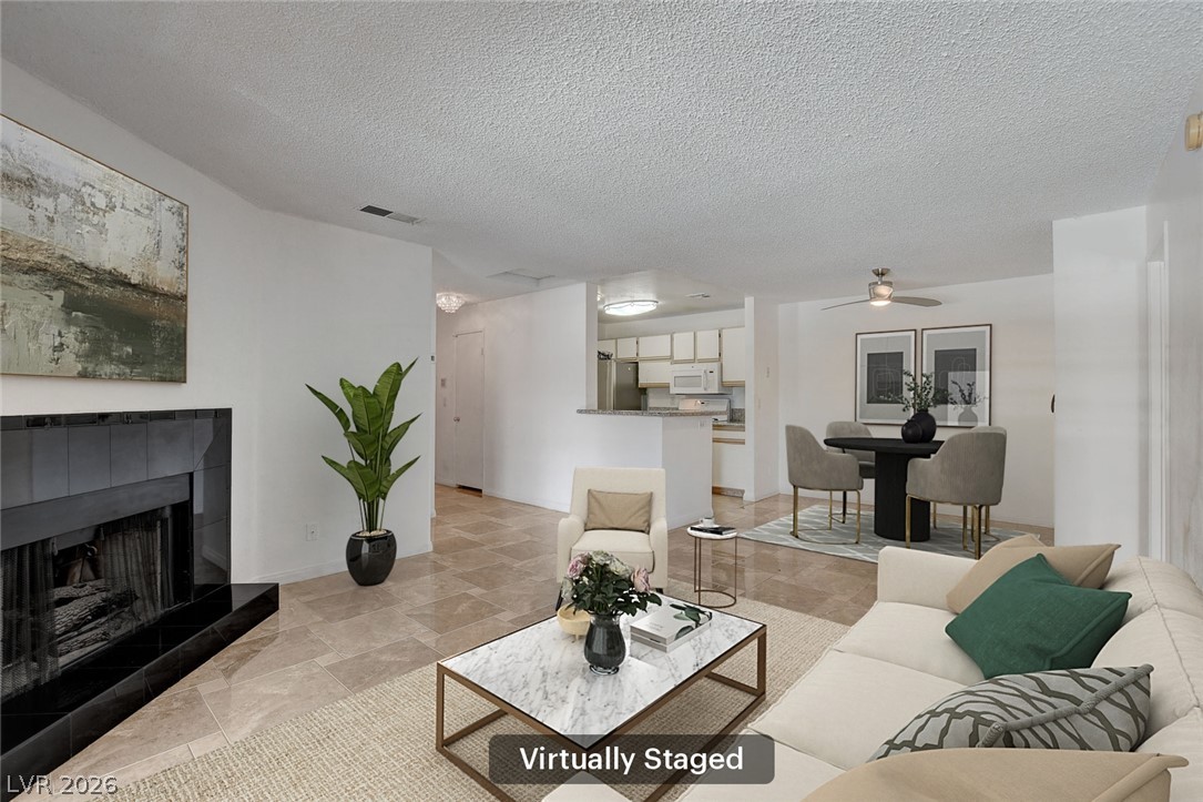 2200 South Fort Apache Road 2234 Property Photo 3