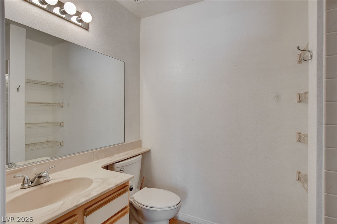 2200 South Fort Apache Road 2234 Property Photo 16