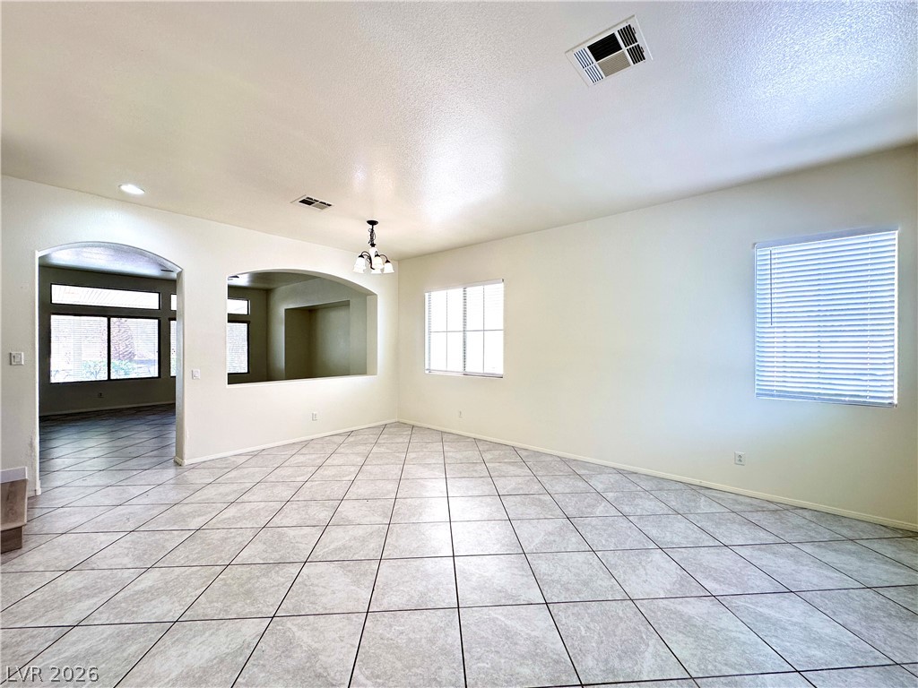 8055 Everett Basin Court Property Photo 5