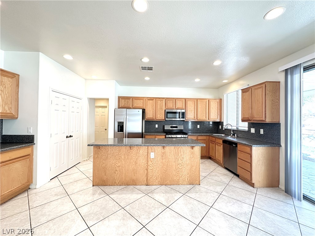 8055 Everett Basin Court Property Photo 7