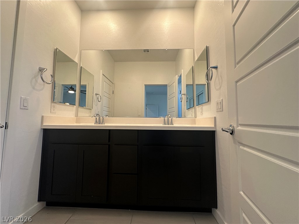 65 Strada Moscato Property Photo 13