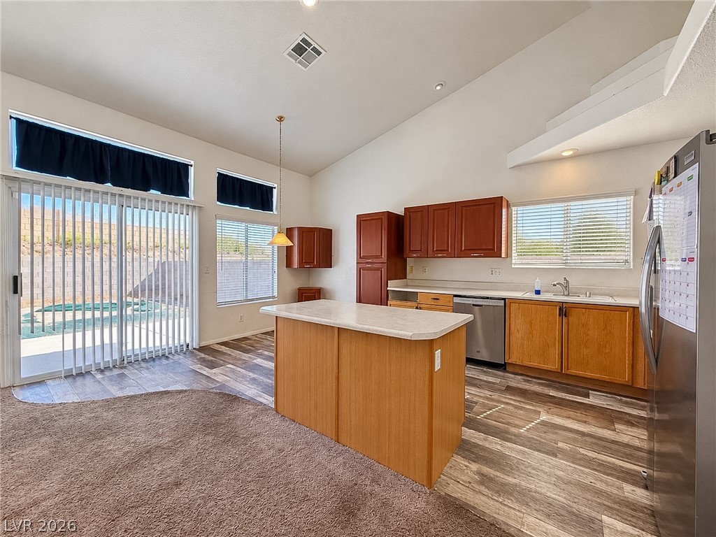 978 Hunters Run Drive Property Photo 10