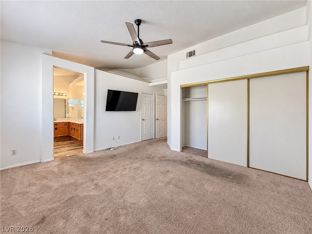 978 Hunters Run Drive Property Photo 15