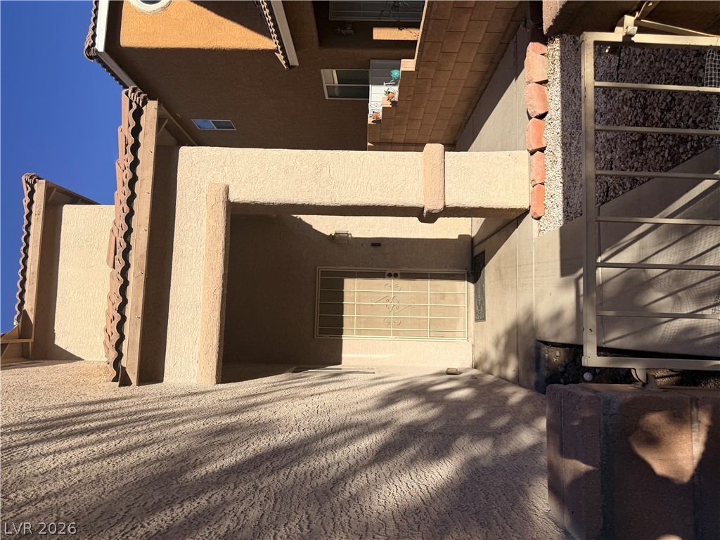 2636 La Mata Street Property Photo 2
