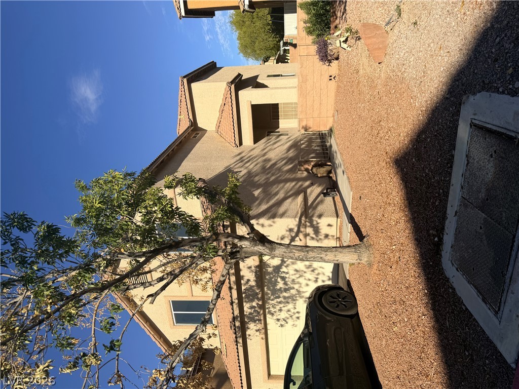 2636 La Mata Street Property Photo 3