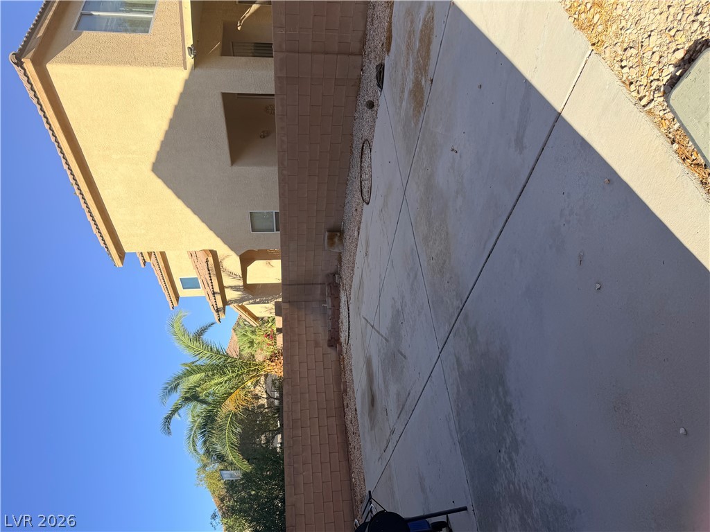 2636 La Mata Street Property Photo 10