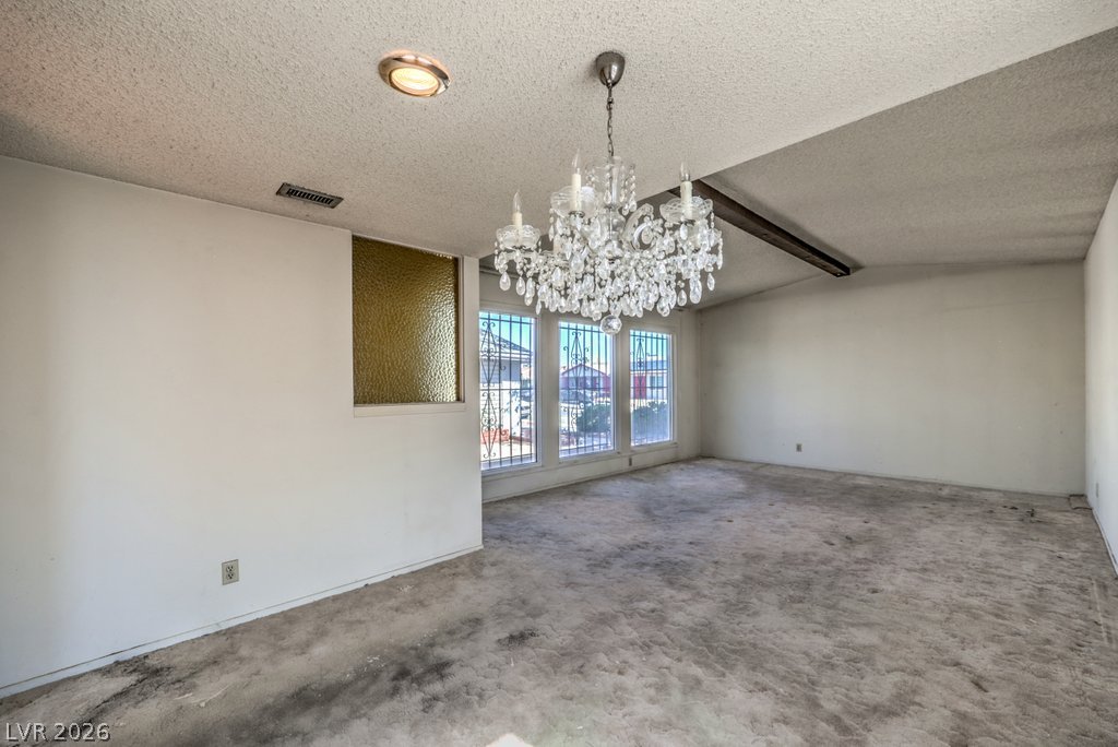 4943 Monterrey Avenue Property Photo 11