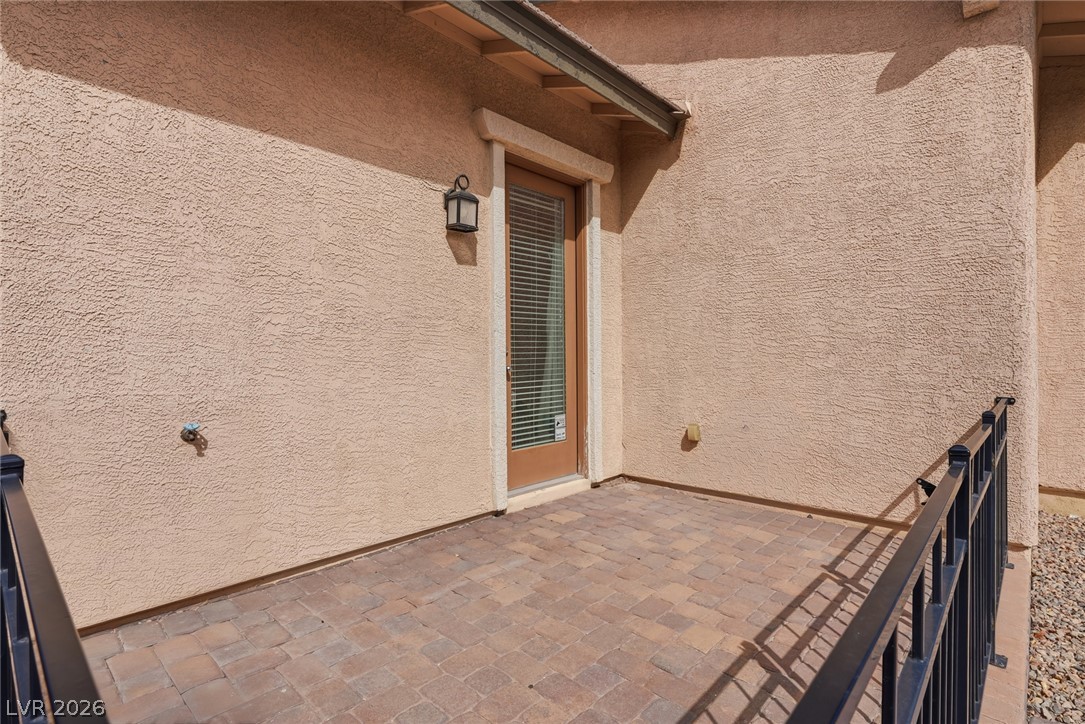 722 Orange Plume Walk Property Photo 23