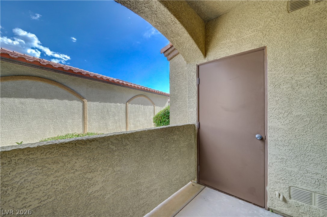 50 Aura De Blanco Street 11104 Property Photo 26
