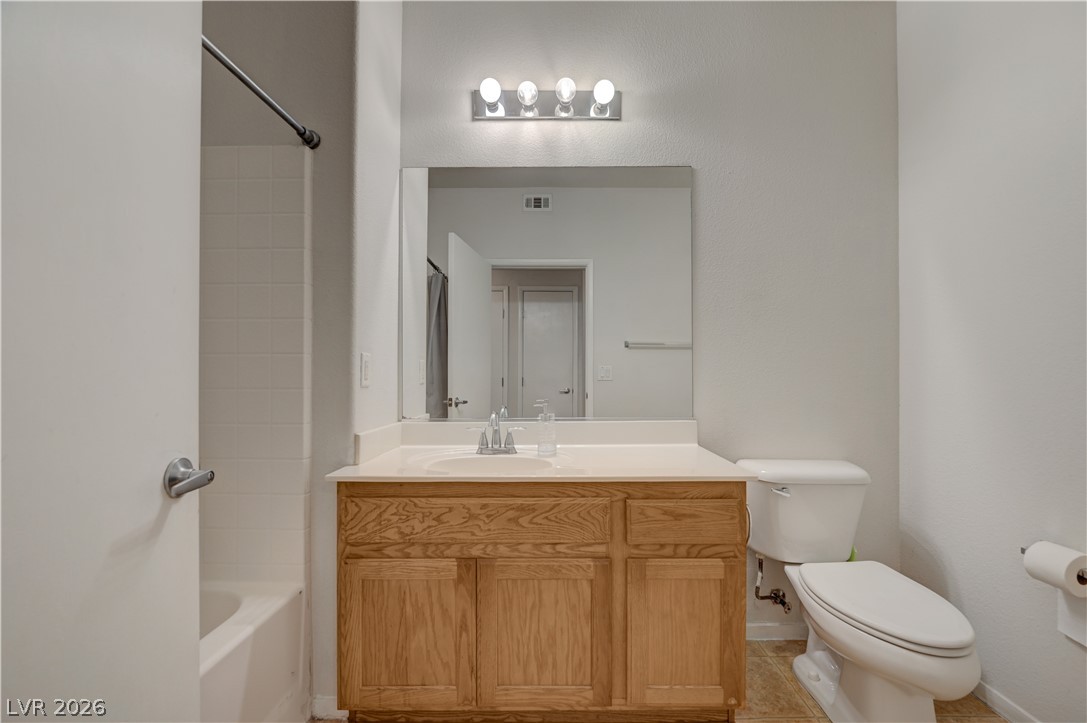 50 Aura De Blanco Street 11104 Property Photo 37