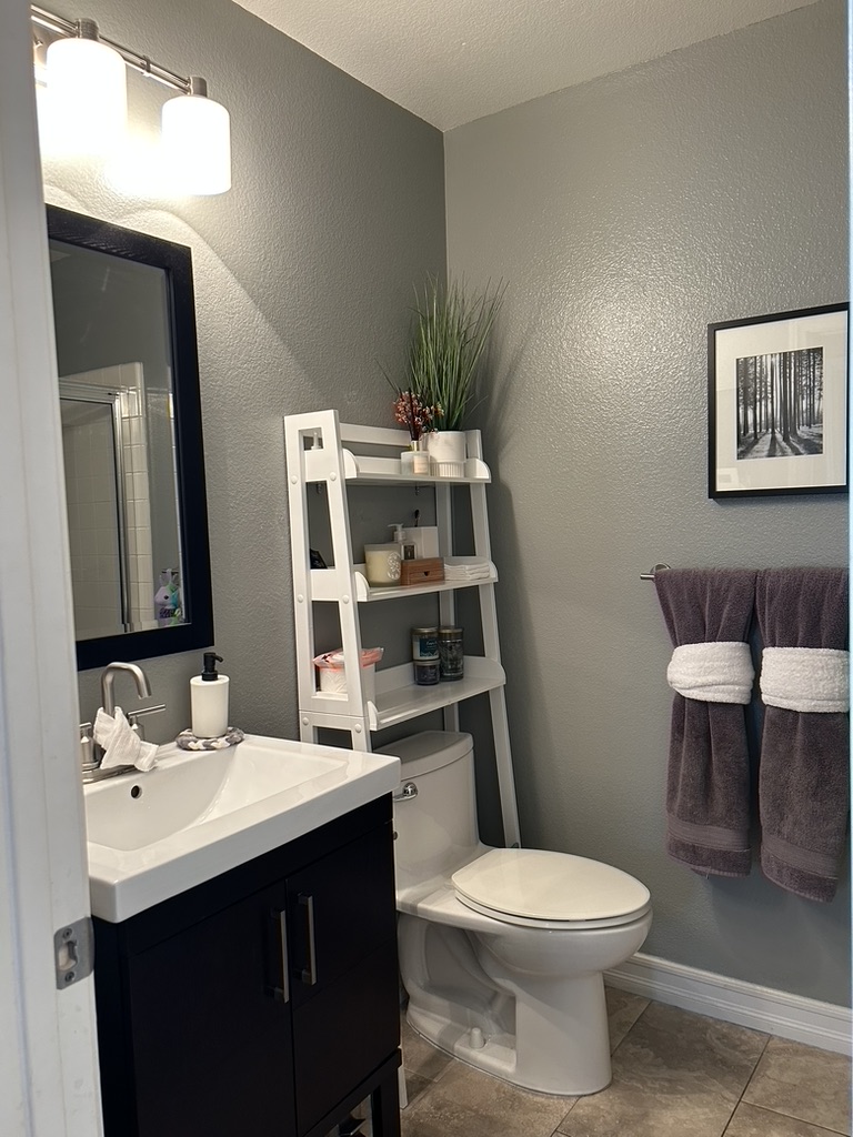 8733 Blazing Saddle Avenue Property Photo 3