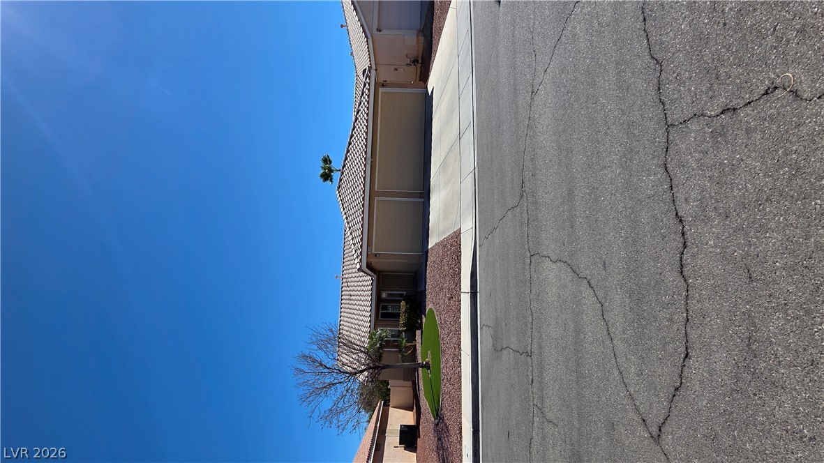 1413 Iris Kelly Avenue Property Photo 1