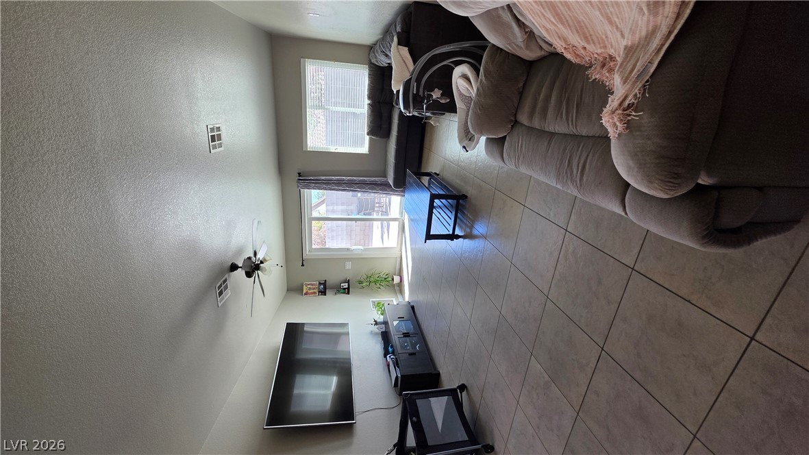 1413 Iris Kelly Avenue Property Photo 9