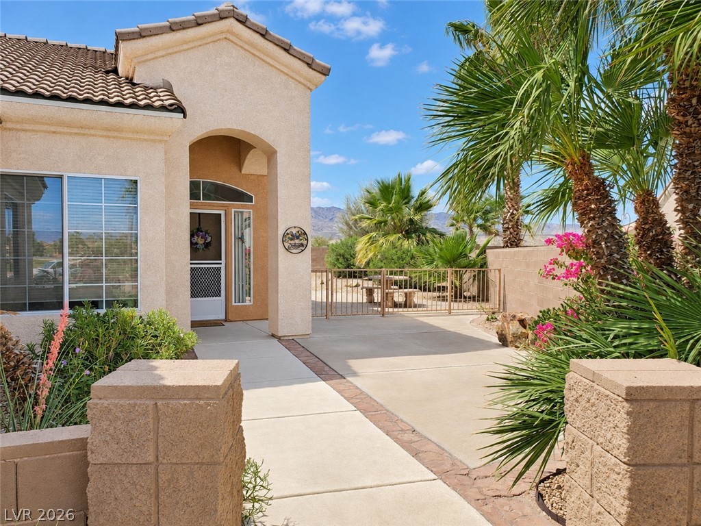 1166 Golf Club Drive Property Photo 2