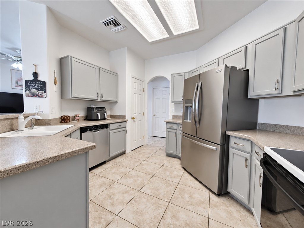 1166 Golf Club Drive Property Photo 14