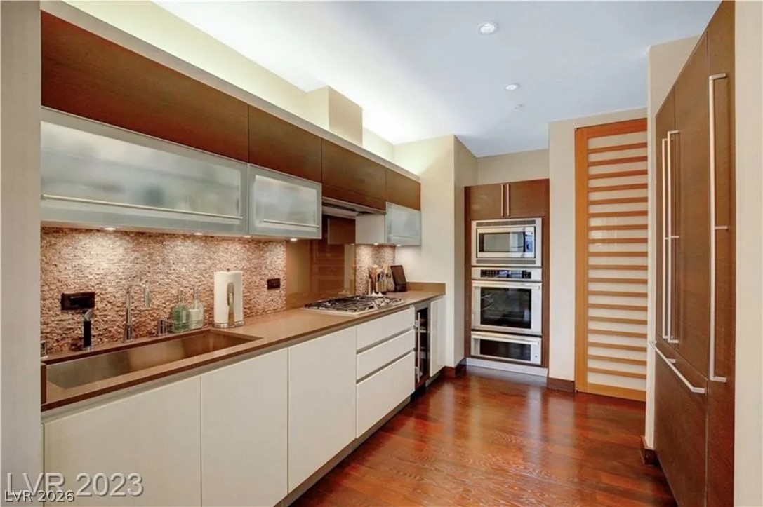 3750 Las Vegas Boulevard 3210 Property Photo 6