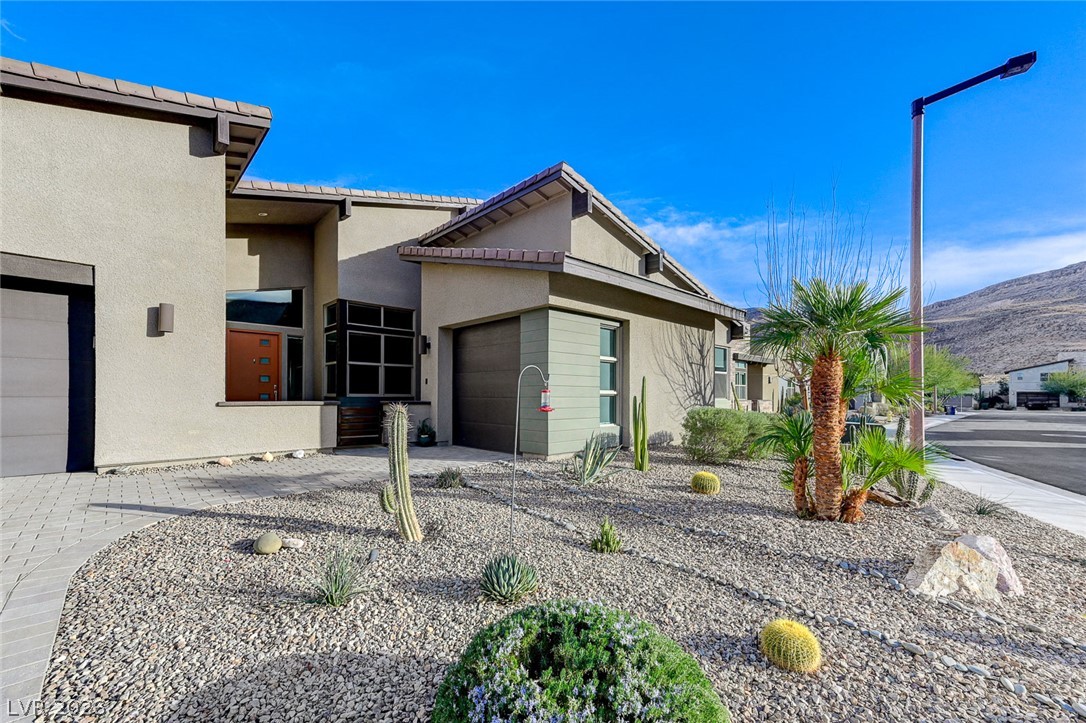 6832 Apogee Ridge Court Property Photo 3