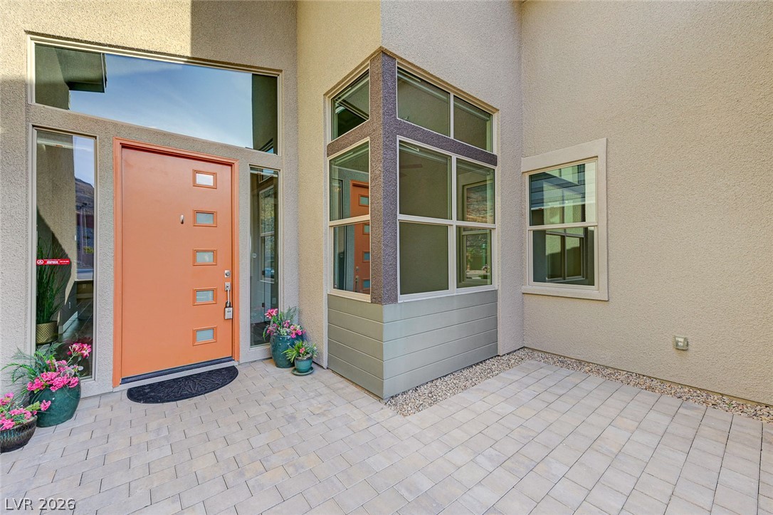 6832 Apogee Ridge Court Property Photo 4
