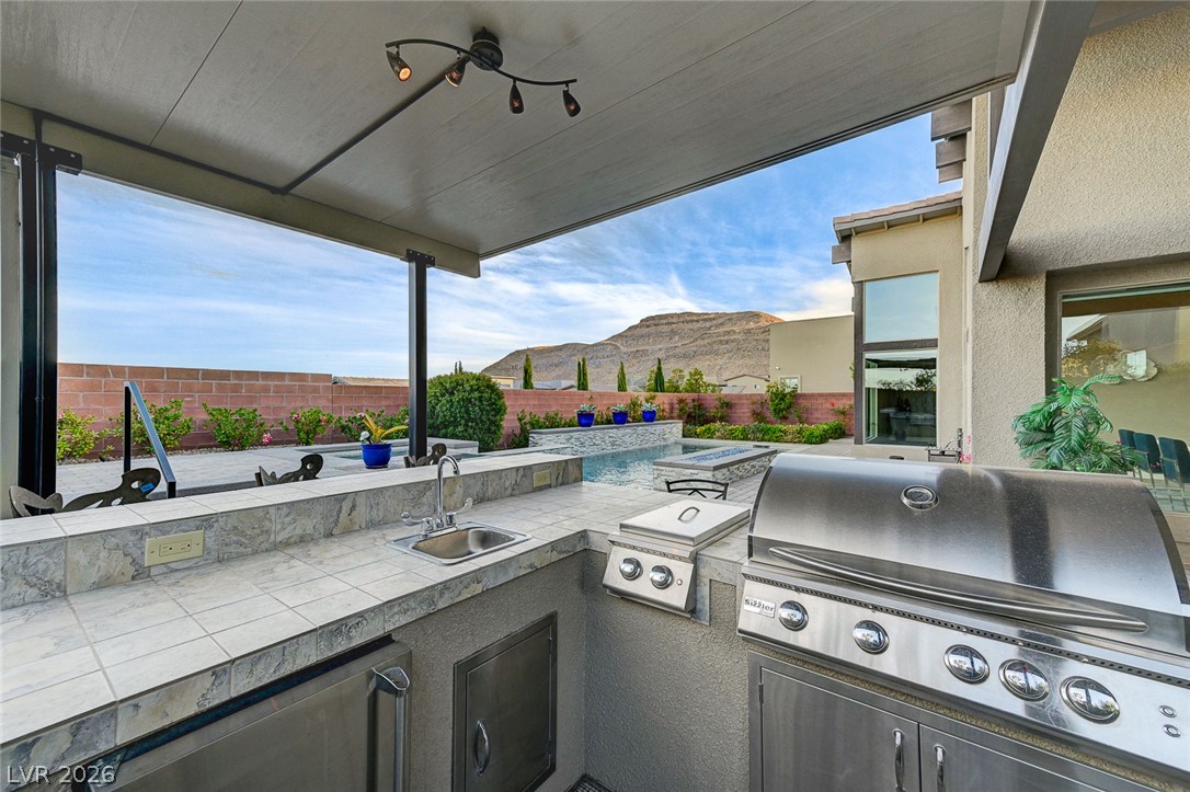 6832 Apogee Ridge Court Property Photo 28