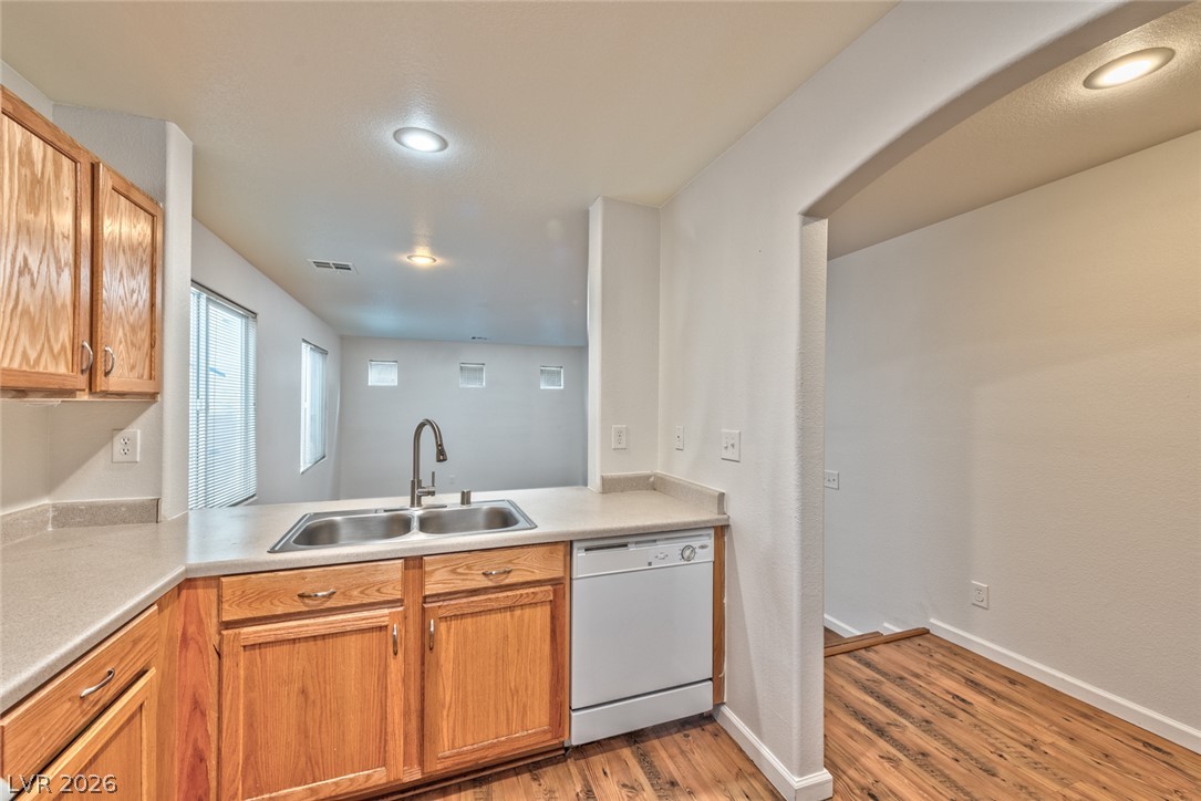 9219 Hollander Avenue Property Photo 3
