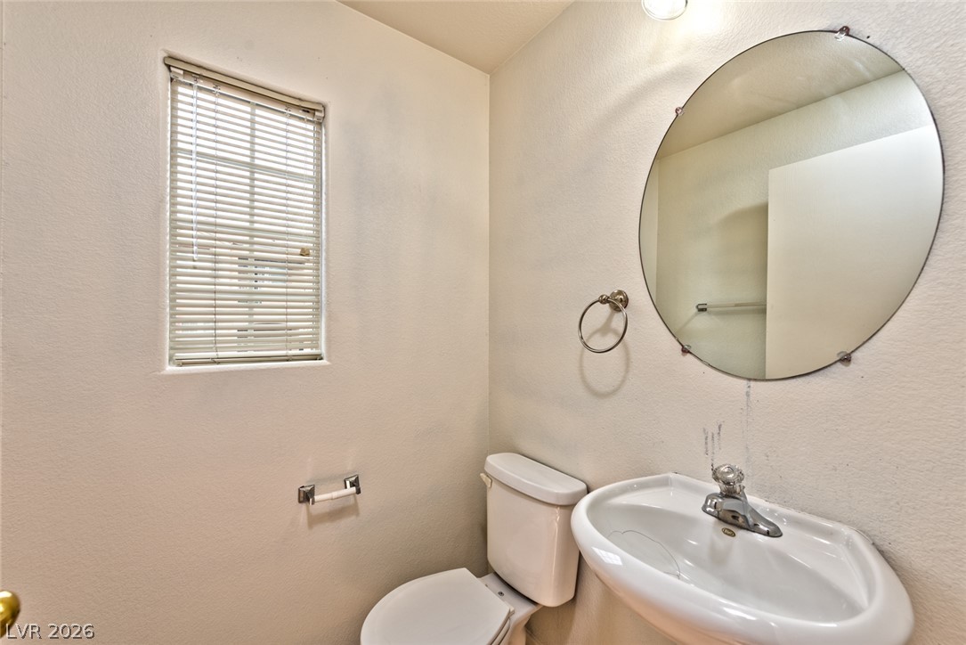 9219 Hollander Avenue Property Photo 5